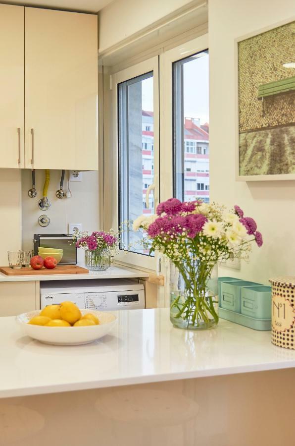 Light Apartment With Amazing Balcony, By Timecooler Lisboa Eksteriør bilde